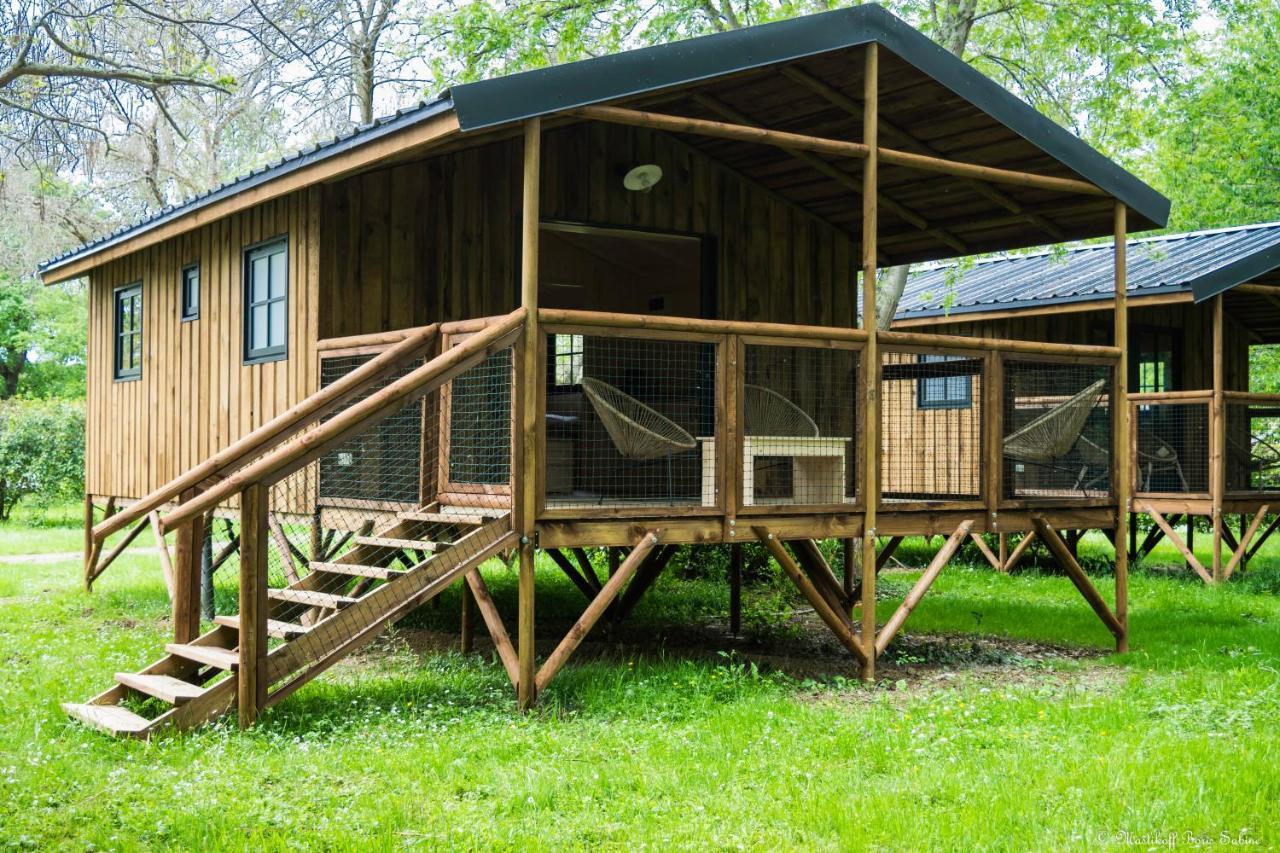 Отель Camping Le Mouliat Moncrabeau Экстерьер фото